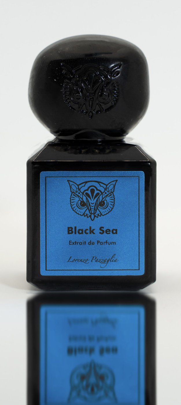 LORENZO PAZZAGLIA BLACK SEA EXTRAIT DE PARFUM 28ML SPRAY